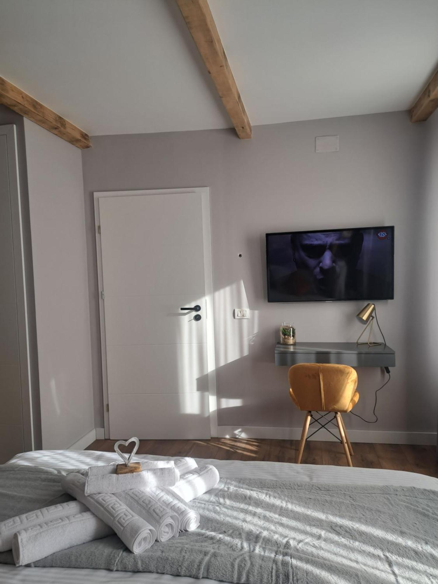 Апартаменты Casa Ileana Centrul Vechi Брашов Экстерьер фото